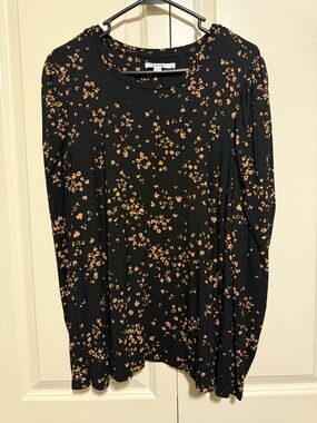 Chico's Black Long-Sleeve Tee with Tan Subtle Cheetah Print